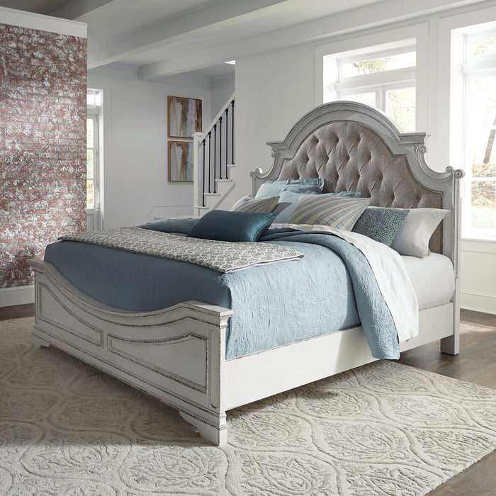 Magnolia Manor - Upholstered Bedroom Set