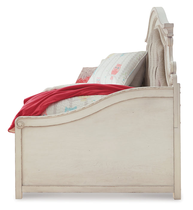 Realyn Twin Day Bed with 1 Large Storage Drawer