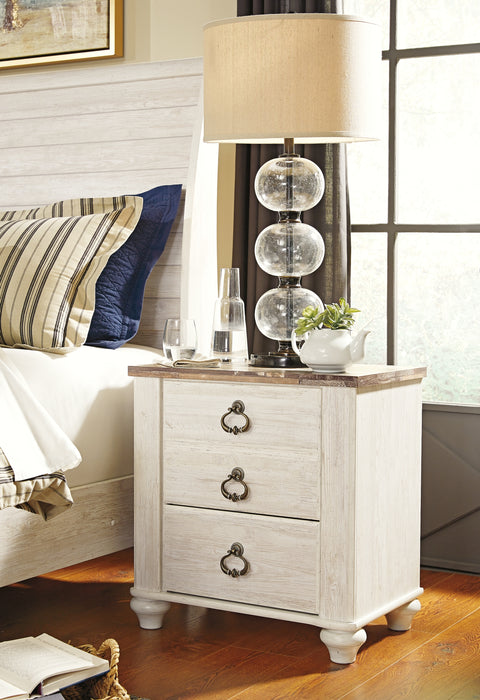 Willowton Queen/Full Panel Headboard with Mirrored Dresser, Chest and 2 Nightstands