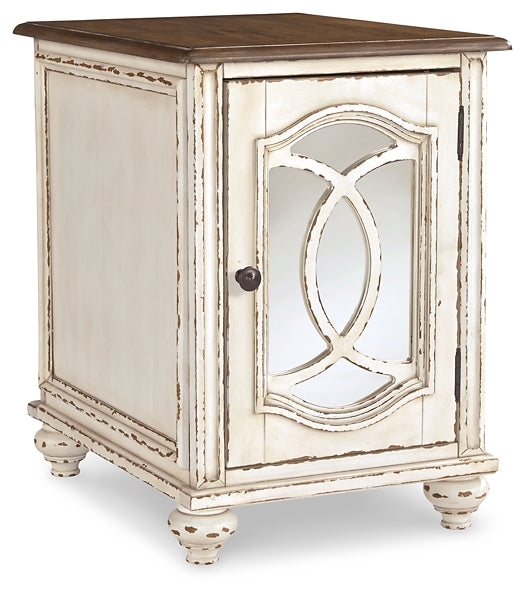 Realyn 2 End Tables